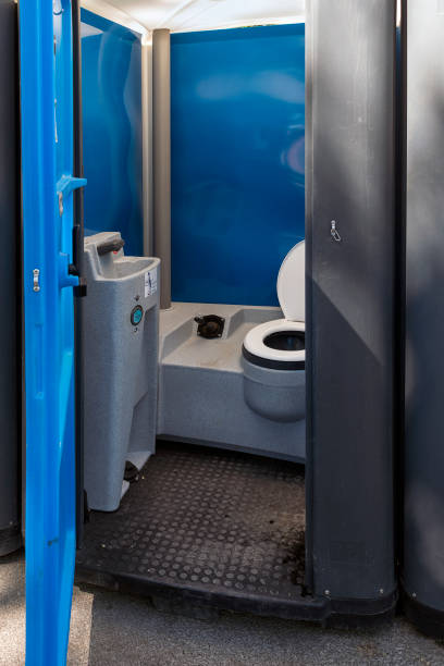 Best Portable toilet rental cost  in Mbria, CA